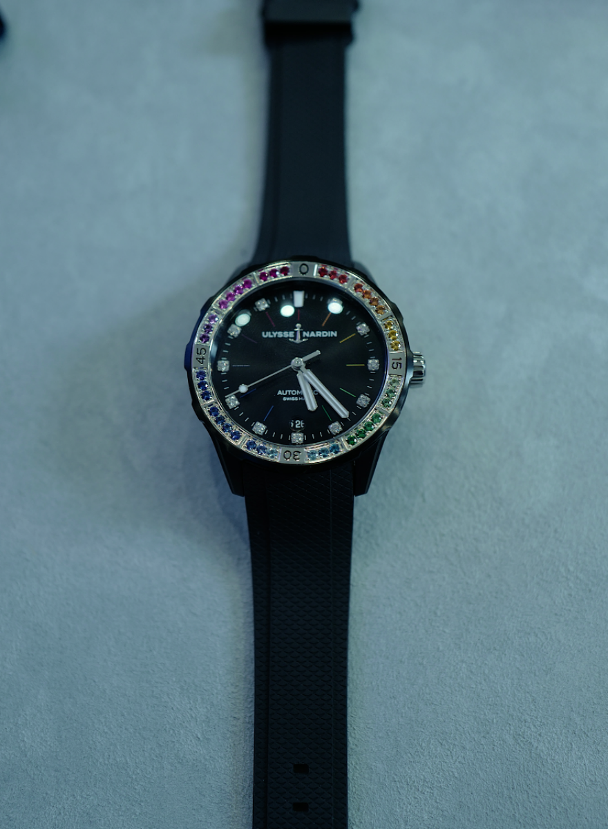 Lady Diver Rainbow Black